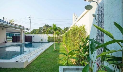 Luxury 3 Bed, 3 Bath Pool Villa - West Hua Hin