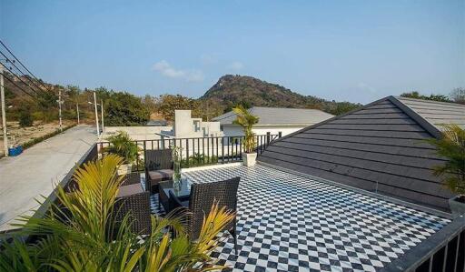 Luxury 3 Bed, 3 Bath Pool Villa - West Hua Hin