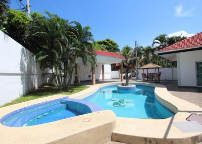 Secluded 3 Bed Pool Villa - very close to Hua Hin town