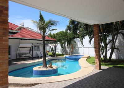 Secluded 3 Bed Pool Villa - very close to Hua Hin town