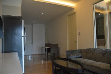 1-bedroom modern condo for sale 800m from BTS Phromphong