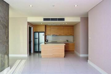 3-bedroom condo for sale on Phrom Phong