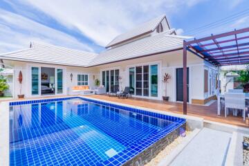 3 Bedroom Pool Villa with Great Views to Banyan Golf Course