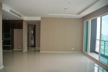 3 bedroom condo for sale view Chao Phraya River