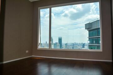 3 bedroom condo for sale view Chao Phraya River