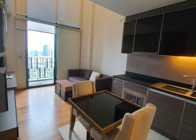 2-bedroom duplex condo for sale close to Thong Lo BTS station
