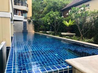 Spacious 3-bedroom duplex condo for sale in Phromphong