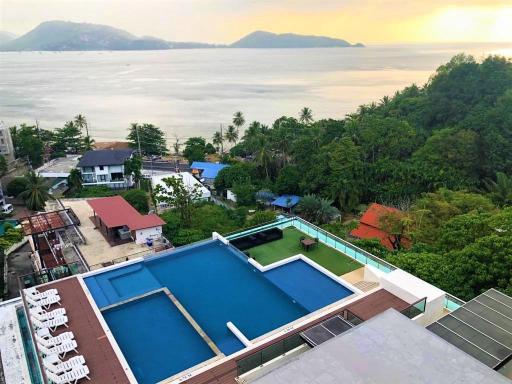 4 bedrooms penthouse with breathtaking seaview for sale in Phuket