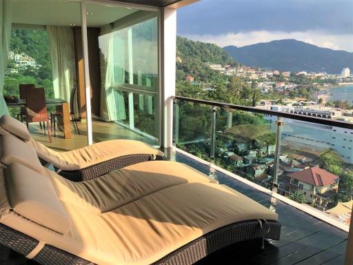 4 bedrooms penthouse with breathtaking seaview for sale in Phuket