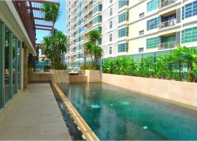 Condo 2 bedroom for sale in Pathumwan