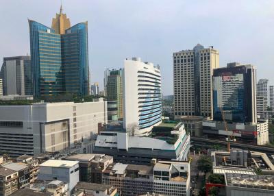 Spacious 3-bedroom condo for sale only 350m from BTS Asoke!