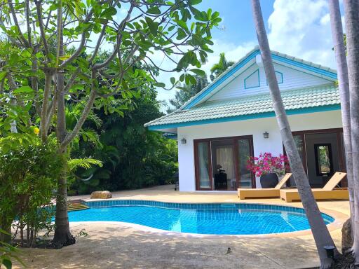 3 bedroom house for sale close to the beach