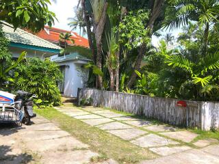 3 bedroom house for sale close to the beach