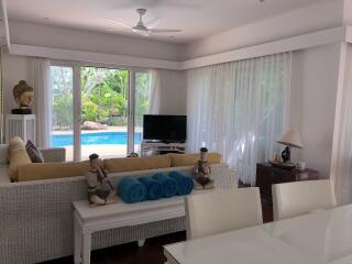 3 bedroom house for sale close to the beach