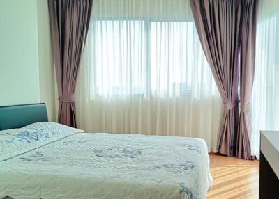 2 bedrooms condo for sale on Petchaburi Road