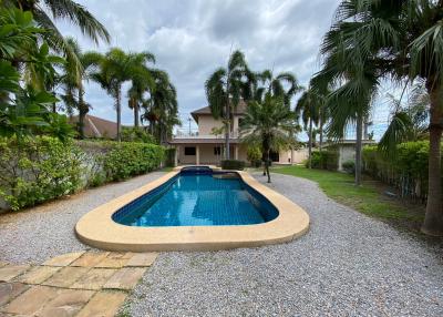 2 Story 3 Bedroom Pool Villa with Office In Bor Fai