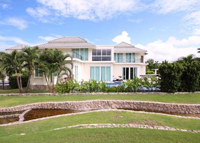 Two Story Pool Villa with Golf Membership For Sale