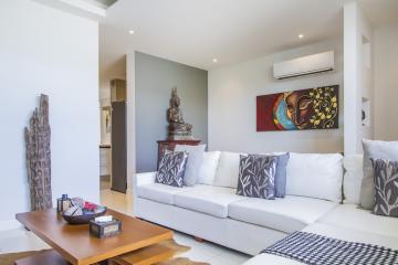 modern 3 bedrooms townhouse for sale near Choeng Mon beach