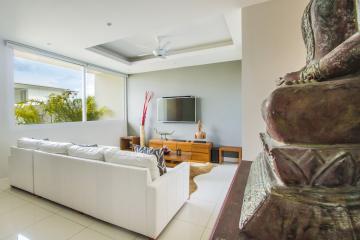 modern 3 bedrooms townhouse for sale near Choeng Mon beach