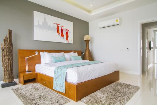 modern 3 bedrooms townhouse for sale near Choeng Mon beach