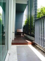 2 bedroom condo for sale close to Thong Lo BTS station