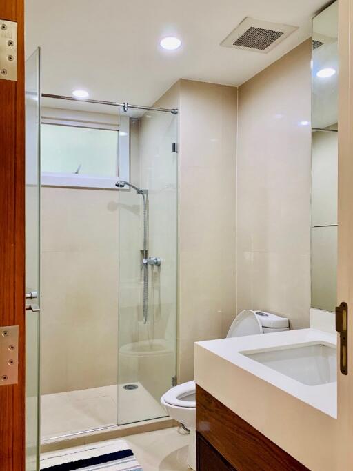 2 bedroom condo for sale on Asoke