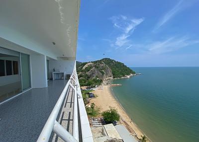 Milford Paradise: 3 Bedroom Beachfront Condo In Khao Tao