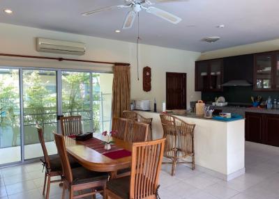 3 Bedroom Pool Villa Near To The Royal Lake In Khao Tao