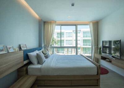 2 Bed Luxurious Condo at Wan Vayla