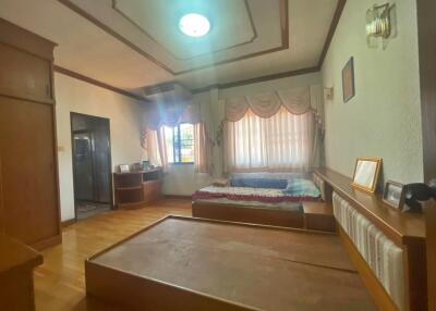 Mabprachan 4 Bedrooms House for Sale