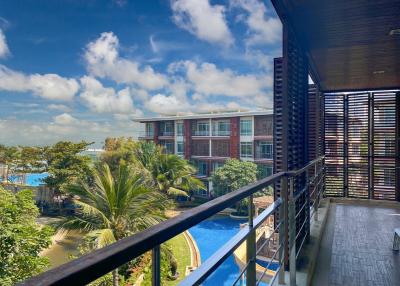 Amazing Beachfront 2 Bed Condo