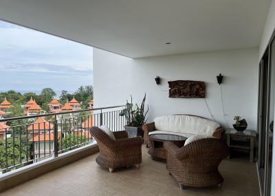 Luxury 3 Bedroom Condo With Stunning Sea Views