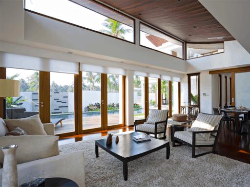 3 Bed, Modern Design Villa by the Sea