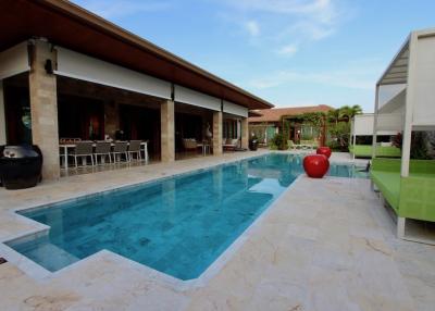 Outstanding New 4 Bed Pool Villa