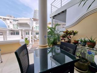 4 Bedrooms House in The Royal Belleview Penthouse Pratumnak H010429