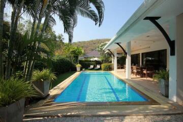 Heights 2 : 3 Bed Pool Villa with Mountain View