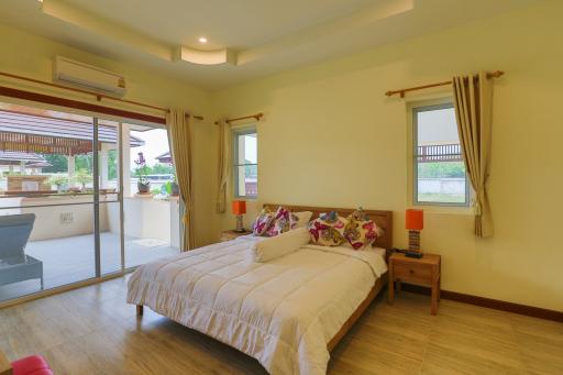 Breeze Hill Hua Hin : 3 Bed Pool Villa