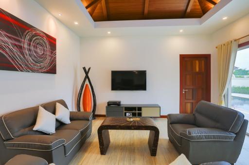 Breeze Hill Hua Hin : 3 Bed Pool Villa