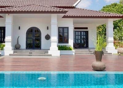 BelVida Estates: 2 Bed High End Luxury Pool Villa