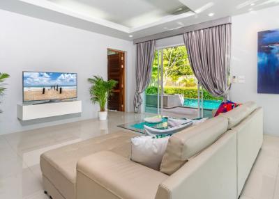 Lovely 3 bedroom villa for sale in Chalong