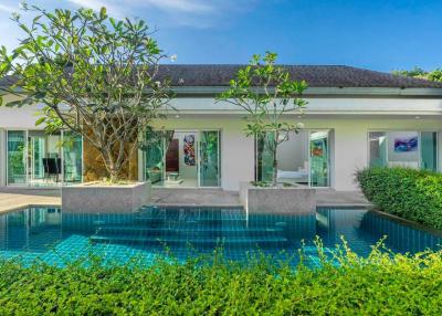 Lovely 3 bedroom villa for sale in Chalong