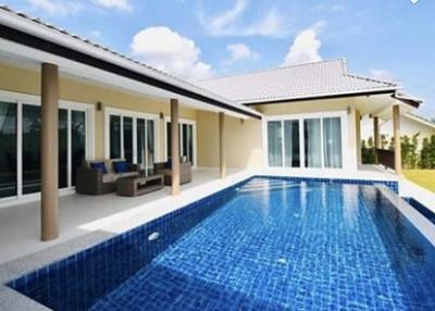 SIAM VILLAS 2 : New 3 Bed Pool Villa on good sized plot