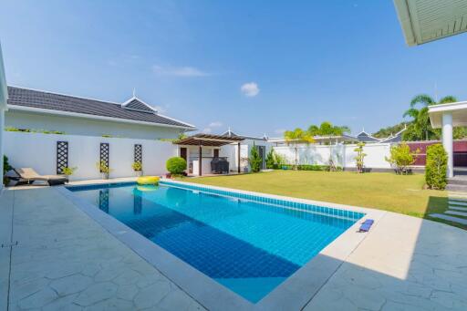 Falcon Hill : Great Quality 3 Bed Pool Villa on Luxury Development