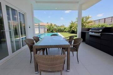 Great Quality 3 Bed Pool Villa