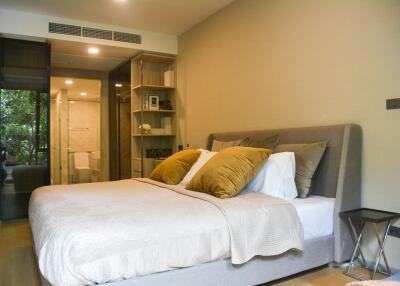 2-bedroom modern condo in the Asoke-Phromphong area