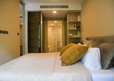2-bedroom modern condo in the Asoke-Phromphong area
