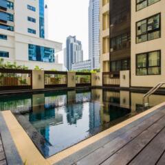 Highrise 2 bedroom condo for sale close BTS Thonglor