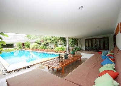 Amazing Family 6 Bed Pool Villa On Big Land Plot