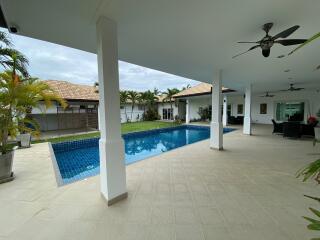 Luxury 4 Bedroom Pool Villa