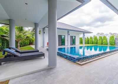 Luxury 3 Bedroom Pool Villa